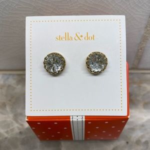 Stella & Dot Nancy Studs